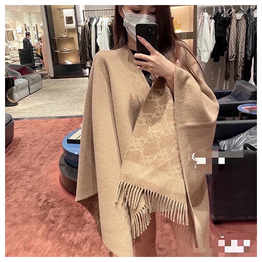 [홍콩명품,FENDI] 펜디 22SS 리버서블 캐시미어 스카프, ET589, AGG, 홍콩명품쇼핑몰,무브타임,악세사리,잡화,생활용품