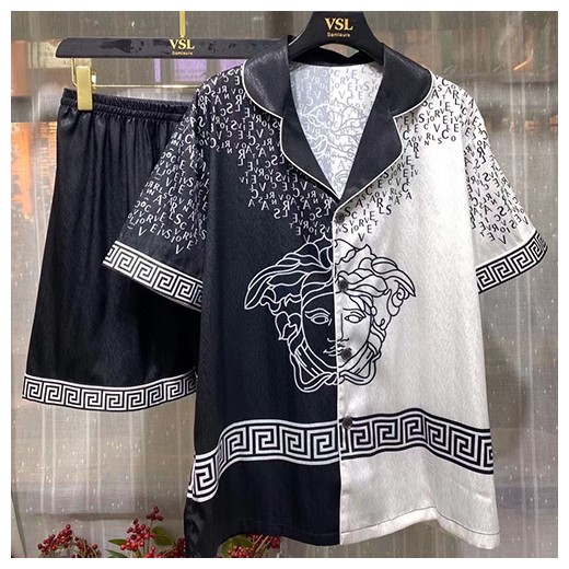[홍콩명품.VERSACE] 베르사체 23SS 로고 파자마 반팔 반바지 잠옷 세트, ET1299, TOP, 홍콩명품쇼핑몰,인터넷명품,온라인명품사이트,여자명품,해외직구