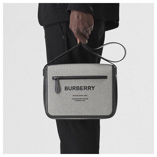 [홍콩명품.Burberry] 버버리 23SS 로고 캔버스 메신저 백 220408, BGM1537, BR, 홍콩명품가방,손목가방,크로스백,핸드백,구매대행,무브타임