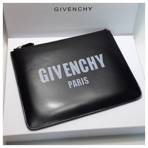 [홍콩명품.GIVENCHY] 지방시 23SS 로고 프린트 클러치 백 (블랙), BGM1704, H5, 홍콩명품가방,명품쇼핑몰,크로스백,핸드백,구매대행,무브타임