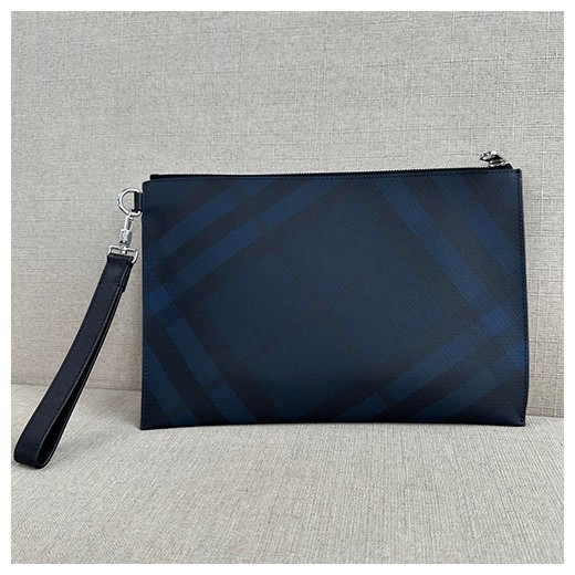 [홍콩명품.Burberry] 버버리 23SS 로고 체크 남성 핸드백 (블루), BGM1874, BC, 홍콩명품가방,명품쇼핑몰,크로스백,핸드백,구매대행,무브타임