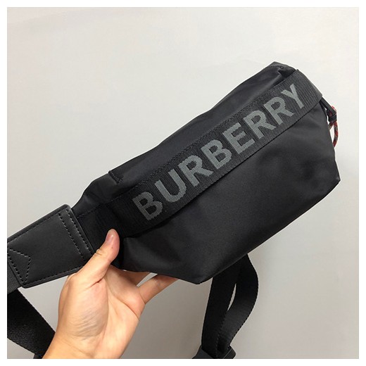 [홍콩명품.Burberry] 버버리 23SS 로고 나일론 벨트백 힙색 (블랙), BGM2043, BC, 명품지갑,무브타임쇼핑몰,홍콩명품,사이트,명품쇼핑몰