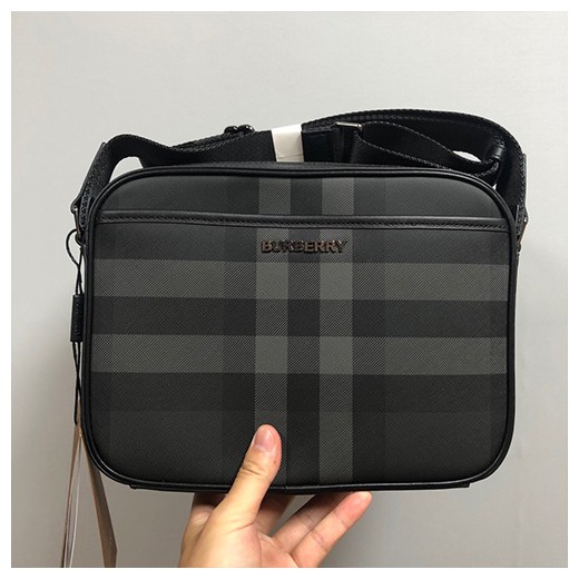 [홍콩명품.Burberry] 버버리 23SS 체크 MUSWELL 머스웰 크로스백 8068588, BGM2046, BC, 명품지갑,무브타임쇼핑몰,홍콩명품,사이트,명품쇼핑몰