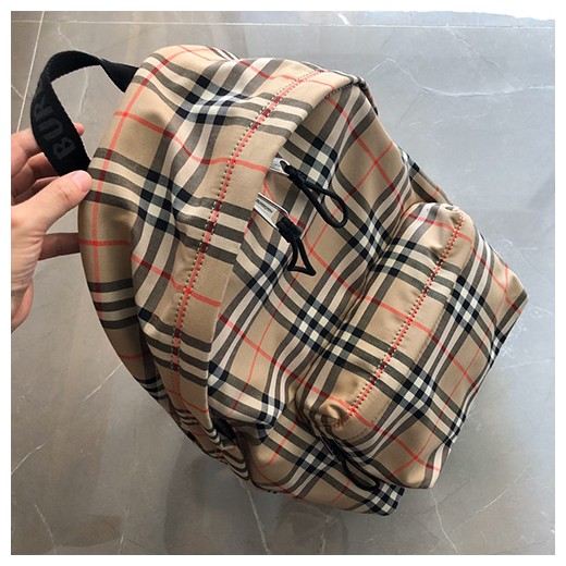 [홍콩명품.Burberry] 버버리 23SS 티지 체크 로고 에코닐 남여공용 백팩 8016106, BGM2049, BC, 명품지갑,무브타임쇼핑몰,홍콩명품,사이트,명품쇼핑몰