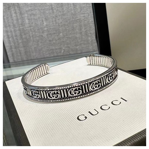 [홍콩명품.Gucci] 구찌 24SS 로고 은장 팔찌, ET2011, AGG, 홍콩명품가방,명품쇼핑몰,크로스백,핸드백,구매대행,무브타임