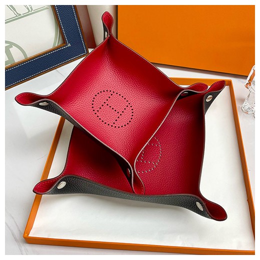 [홍콩명품.Hermes] 에르메스 24SS 로고 선물용 레더 가죽 인테리어 소품 수납판 2PCS (블랙, S-22x22cm, L-25x25cm), ET2253, ZAKKA, 명품악세사리,팔찌,귀걸이,반지