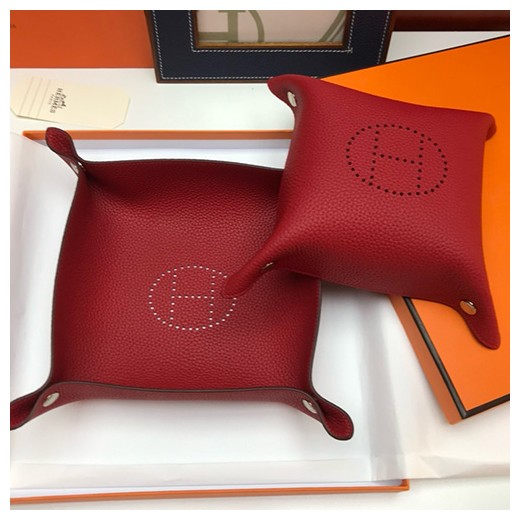 [홍콩명품.Hermes] 에르메스 24SS 로고 선물용 레더 가죽 인테리어 소품 수납판 2PCS (올레드, S-22x22cm, L-25x25cm), ET2265, ZAKKA, 명품악세사리,팔찌,귀걸이,반지