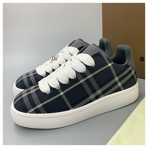 [홍콩명품.Burberry] 버버리 24SS 로고 체크 패턴 스니커즈 운동화 (블랙), SE2891, PMD, 명품스니커즈,운동화,구두,로퍼,하이탑,신발