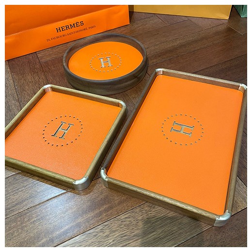 [홍콩명품.Hermes] 에르메스 24SS 로고 선물용 인테리어 소품 수납판 3PCS, ET2294, ZAKKA, 명품악세사리,팔찌,귀걸이,반지