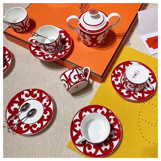 [홍콩명품.Hermes] 에르메스 24SS 선물용 로고 도자기 티포트 티컵 커피컵 세트 (21pcs), ET2331, ZAKKA, 명품악세사리,팔찌,귀걸이,반지
