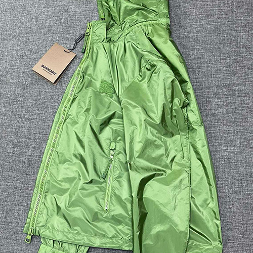 [홍콩명품.Burberry] 버버리 24SS 로고 후드 바람막이 자켓 (2컬러), BM14404, JQ, 홍콩명품의류,구매대행,온라인명품