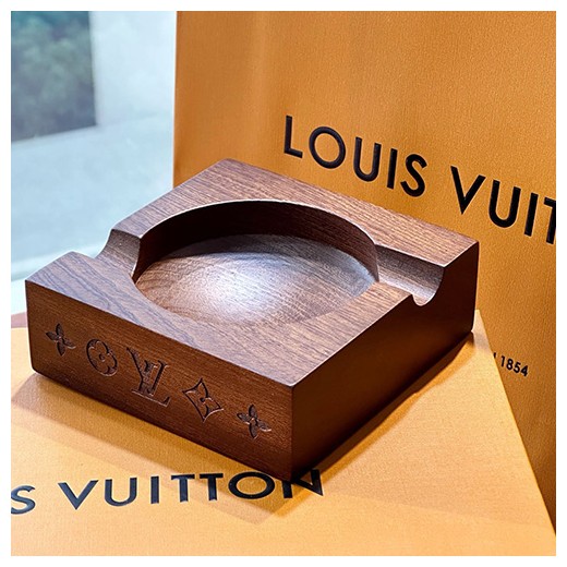 [홍콩명품.LOUIS VUITTON] 루이비통 24SS 모노그램 재털이 재떨이, ET2533, AGG, 홍콩명품쇼핑몰,인터넷명품,온라인명품사이트,남자명품,해외직구