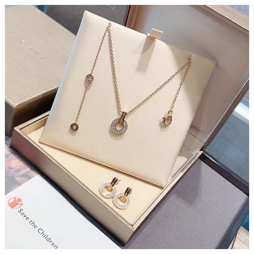[홍콩명품.BVLGARI] 불가리 24SS 로고 다이아 장식 목걸이 이어링 귀걸이 세트, ET2542, AGG, 홍콩명품쇼핑몰,인터넷명품,온라인명품사이트,남자명품,해외직구