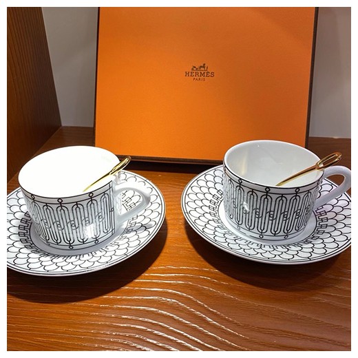 [홍콩명품.Hermes] 에르메스 24SS 선물용 로고 도자기 티컵 커피컵 세트 (6pcs), ET2611, ZAKKA, 명품악세사리,팔찌,귀걸이,반지