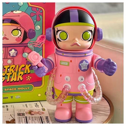 [홍콩명품,SPACE MOLLY] 스페이스몰리 23SS 스페이스 몰리 시리즈 피규어 (28cm), ET2641, AGG, 홍콩명품쇼핑몰,인터넷명품,온라인명품사이트,남자명품,해외직구