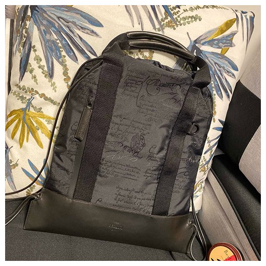 [홍콩명품.BERLUTI] 벨루티 24SS 로고 Surface Small Scritto 나일론 백팩 (블랙), BGM3501, BLB, 홍콩명품가방,명품쇼핑몰,크로스백,핸드백,구매대행,무브타임