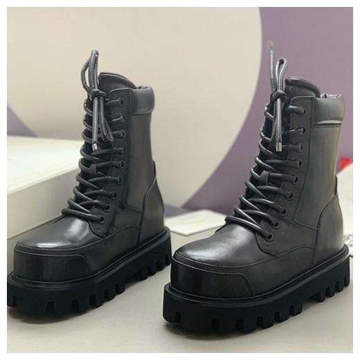 [홍콩명품.McQueen] 알렉산더맥퀸 24SS 로고 남여 레더 가죽 부츠 워커 (블랙), SE4384, PMD, 명품스니커즈,운동화,구두,로퍼,하이탑,신발