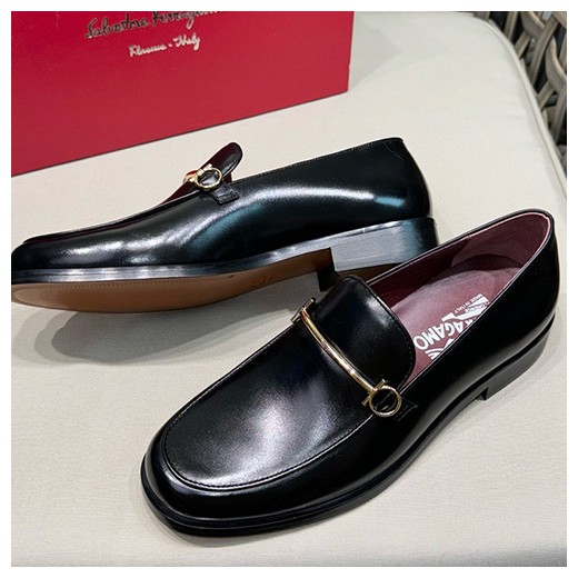 [홍콩명품.FERRAGAMO] 페레가모 25SS 로고 간치니 레더 가죽 구두 로퍼 (블랙), SE4404, S2, 명품스니커즈,운동화,구두,로퍼,하이탑,신발