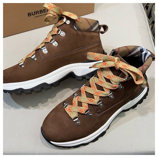 [홍콩명품.Burberry] 버버리 25SS 로고 SCOOT 레더 가죽 운동화 (3컬러), SE4508, ALW, 명품스니커즈,운동화,구두,로퍼,하이탑,신발