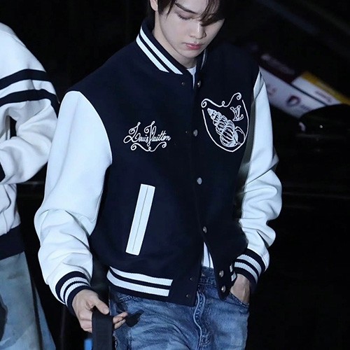 [홍콩명품.LOUIS VUITTON] 루이비통 25SS 로고 울 바시티 자켓 (네이비), BM19146, JL, 홍콩명품의류,구매대행,온라인명품