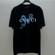 [홍콩명품.Gucci] 구찌 25SS 로고 스네이크 프린트 반팔 티셔츠 (블랙), BM19165, JU, 홍콩명품의류,구매대행,온라인명품