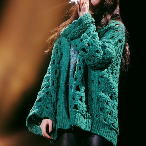 [홍콩명품.CHANEL] 샤넬 25SS 로고 여성 V넥 니트 가디건 (2컬러), BM19592, 13C, 홍콩명품의류,구매대행,온라인명품