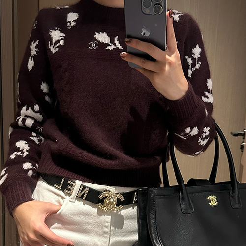 [홍콩명품.CHANEL] 샤넬 25SS 로고 여성 캐시미어 니트 스웨터 (와인), BM19607, 13C, 홍콩명품의류,구매대행,온라인명품