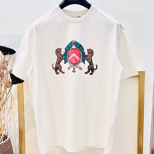 [홍콩명품.LOUIS VUITTON] 루이비통 25SS 로고 그래픽 프린트 반팔 티셔츠 (화이트), BM19685, YS, 홍콩명품의류,구매대행,온라인명품