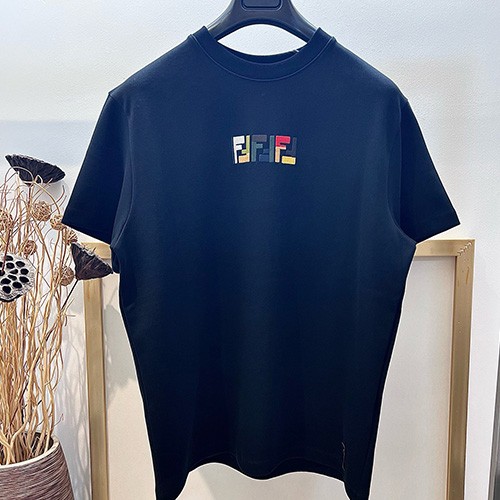 [홍콩명품,FENDI] 펜디 25SS 로고 자수 반팔 티셔츠 (2컬러), BM19703, YS, 홍콩명품의류,구매대행,온라인명품