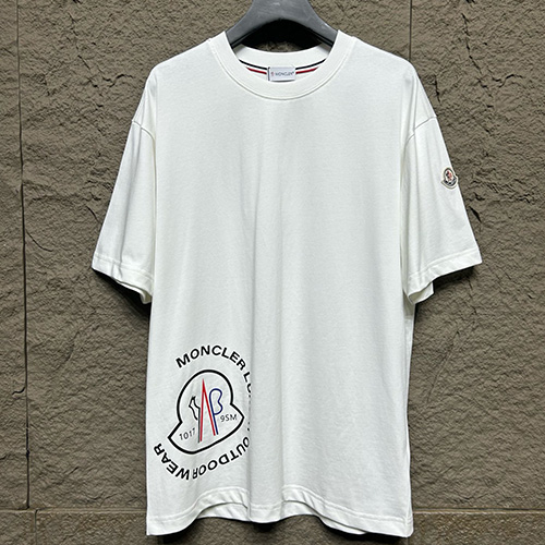 [홍콩명품.MONCLER] 몽클레어 25SS 로고 프린트 반팔 티셔츠 (2컬러), BM19808, KB, 홍콩명품의류,구매대행,온라인명품