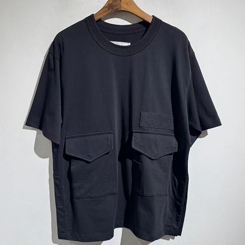 [홍콩명품,SACAI] 사카이 25SS 로고 포켓 반팔 티셔츠 (블랙), BM20108, X2, 홍콩명품의류,구매대행,온라인명품