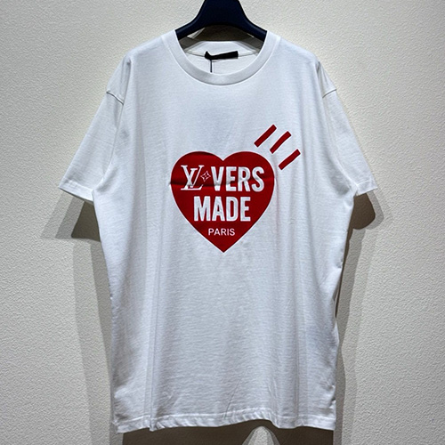 [홍콩명품.LOUIS VUITTON] 루이비통 25SS 로고 그래픽 프린트 반팔 티셔츠 (2컬러), BM20121, KB, 홍콩명품의류,구매대행,온라인명품