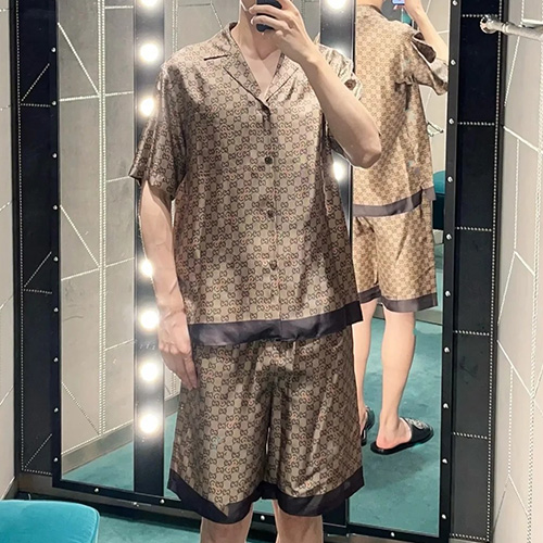 [홍콩명품.Gucci] 구찌 25SS 로고 GG수프림 파자마 반팔 티셔츠 + 쇼츠 반바지 상하의 세트 (브라운), BM20122, KB, 홍콩명품의류,구매대행,온라인명품