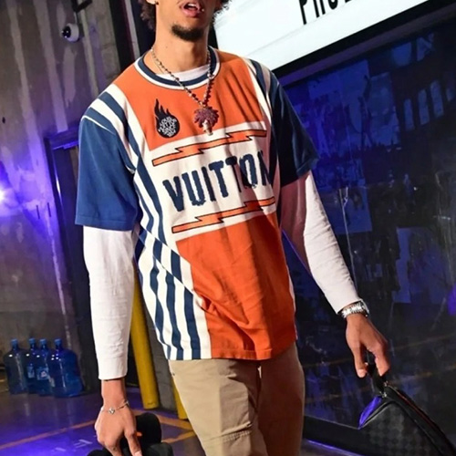 [홍콩명품.LOUIS VUITTON] 루이비통 25SS 로고 그래픽 니트 반팔 티셔츠 (오렌지-네이비), BM20127, KB, 홍콩명품의류,구매대행,온라인명품