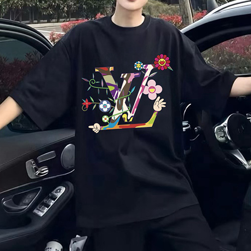 [홍콩명품.LOUIS VUITTON] 루이비통 25SS 로고 그래픽 프린트 반팔 티셔츠 (3컬러), BM20134, KB, 홍콩명품의류,구매대행,온라인명품