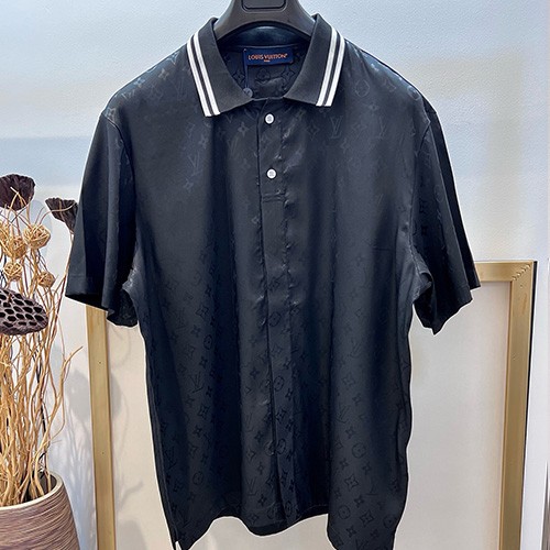 [홍콩명품.LOUIS VUITTON] 루이비통 25SS 로고 모노그램 파자마 반팔 티셔츠 + 쇼츠 반바지 상하의 세트 (블랙), BM20239, YS, 홍콩명품의류,구매대행,온라인명품