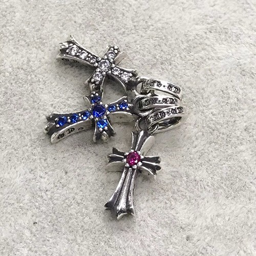 [가격문의][홍콩명품.Chrome Hearts] 크롬하츠 25SS 로고 다이아 925실버 이어링 귀걸이 (4컬러), ET2826, CR1, 홍콩명품의류,구매대행,온라인명품