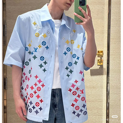 [홍콩명품.LOUIS VUITTON] 루이비통 25SS 로고 모노그램 자수 반팔 남방 셔츠 (2컬러), BM20280, KB, 홍콩명품의류,구매대행,온라인명품