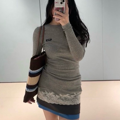 [홍콩명품,MIU MIU] 미우미우 25SS 로고 여성 레이스 장식 긴팔 원피스 (그레이), BM20434, 13C, 홍콩명품의류,구매대행,온라인명품