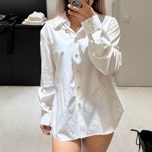 [홍콩명품.CHANEL] 샤넬 25SS 로고 여성 블라우스 남방 셔츠 (화이트), BM20439, 13C, 홍콩명품의류,구매대행,온라인명품