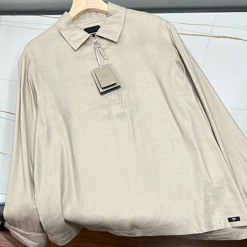 [홍콩명품.TOM FORD] 톰포드 25SS 로고 하프지퍼 린넨 카라 폴로 긴팔 티셔츠 (베이지), BM20493, B&G, 홍콩명품의류,구매대행,온라인명품