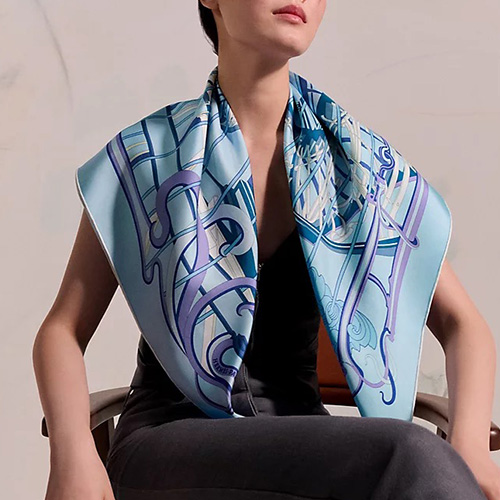 [홍콩명품.Hermes] 에르메스 25SS 로고 whiplash line 90-90 실크 스카프 머플러 (스카이블루), ET2894, JX, 홍콩명품의류,구매대행,온라인명품