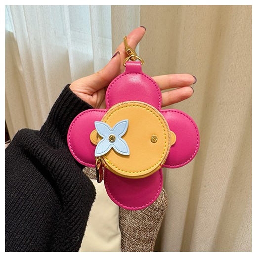 [홍콩명품.LOUIS VUITTON] 루이비통 25SS 로고 모노그램 Party Palm Springs 키홀더 키링 백참 (퍼플), ET3018, JX, 홍콩명품의류,구매대행,온라인명품