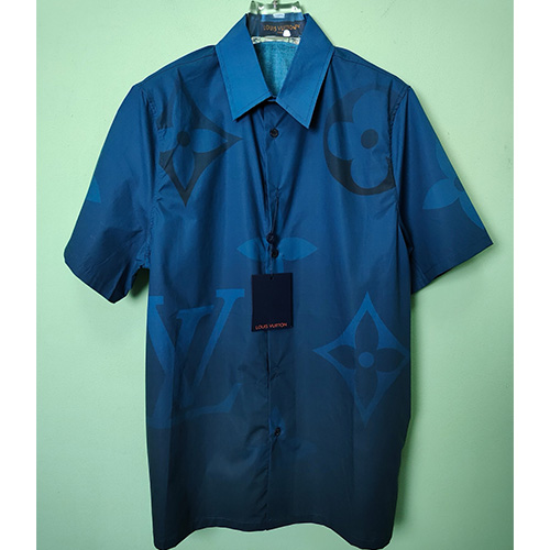 [홍콩명품.LOUIS VUITTON] 루이비통 25SS 로고 모노그램 그라데이션 반팔 남방 셔츠 (블루), BM20559, JL, 홍콩명품의류,구매대행,온라인명품