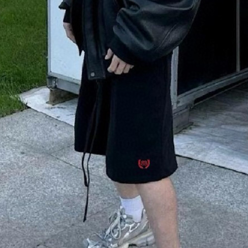 [홍콩명품.BALENCIAGA] 발렌시아가 25SS 로고 자수 쇼츠 반바지 (블랙), BM20565, JL, 홍콩명품의류,구매대행,온라인명품