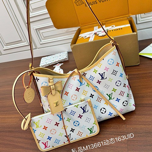 [홍콩명품.LOUIS VUITTON] 루이비통 25SS 로고 LV x TM 캐리올 PM 백 아더 모노그램 캔버스 M13661 (화이트), BGM4680, BDA, 홍콩명품가방,명품쇼핑몰,크로스백,핸드백,구매대행