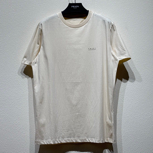 [홍콩명품,PRADA] 프라다 25SS 로고 프린트 반팔 티셔츠 (아이보리), BM20702, KB, 홍콩명품의류,구매대행,온라인명품