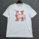 [홍콩명품.Hermes] 에르메스 25SS 로고 그래픽 프린트 반팔 티셔츠 (화이트), BM20834, JQ, 홍콩명품의류,구매대행,온라인명품