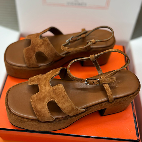 [홍콩명품.Hermes] 에르메스 25SS 로고 여성 레더 가죽 슬리퍼 샌들 (2컬러), SE4954, H3, 명품스니커즈,운동화,구두,로퍼,하이탑,신발