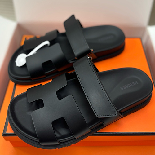 [홍콩명품.Hermes] 에르메스 25SS 로고 레더 가죽 샌들 슬리퍼 (블랙), SE4969, H3, 명품스니커즈,운동화,구두,로퍼,하이탑,신발